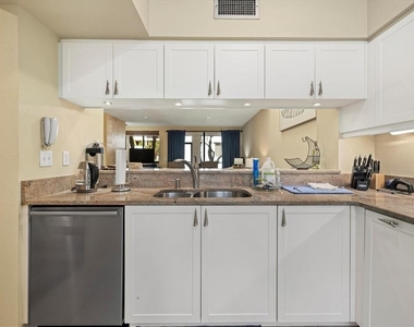 2012 Harbourside Drive - Photo Thumbnail 6