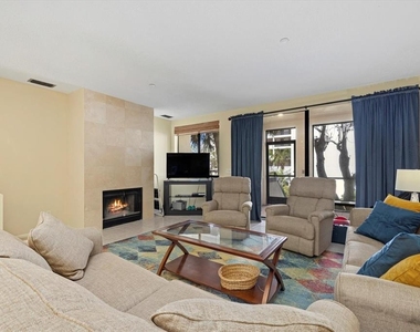 2012 Harbourside Drive - Photo Thumbnail 3