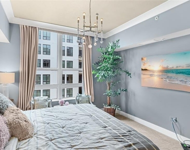 1350 Main Street - Photo Thumbnail 14