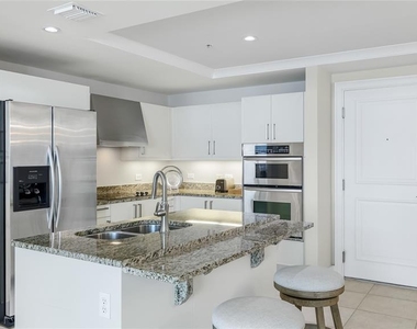 1350 Main Street - Photo Thumbnail 9