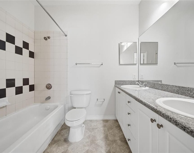 7780 Plantation Circle - Photo Thumbnail 31