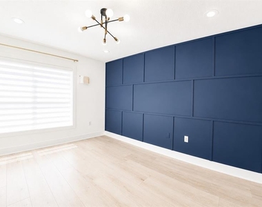 16948 Corner Hill Court - Photo Thumbnail 9