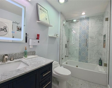 16948 Corner Hill Court - Photo Thumbnail 25