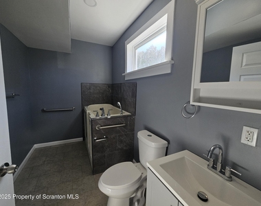 125 River Street - Photo Thumbnail 5