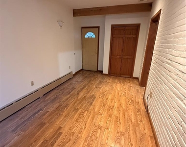 9 W 4th Street - Photo Thumbnail 9
