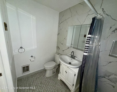 261 N Washington Street - Photo Thumbnail 9