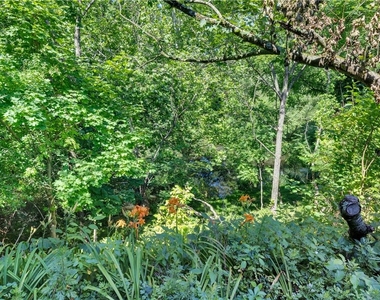2408 Applewood Drive - Photo Thumbnail 27