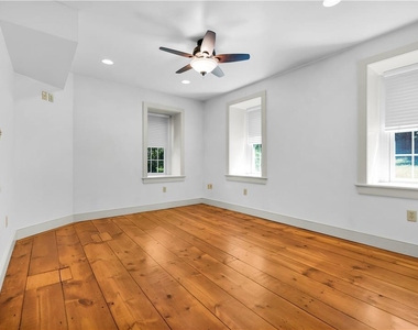 2408 Applewood Drive - Photo Thumbnail 12