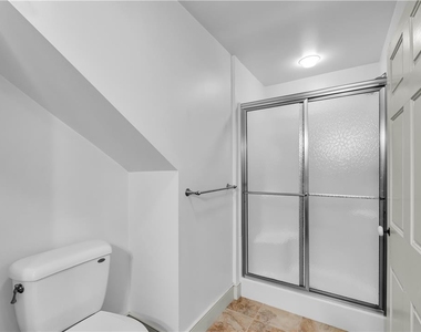 2408 Applewood Drive - Photo Thumbnail 20