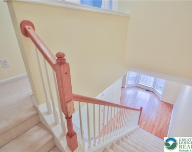 5293 Chandler Way - Photo Thumbnail 13