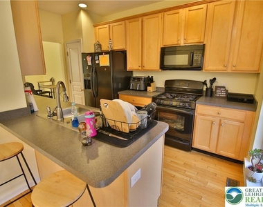 5293 Chandler Way - Photo Thumbnail 10