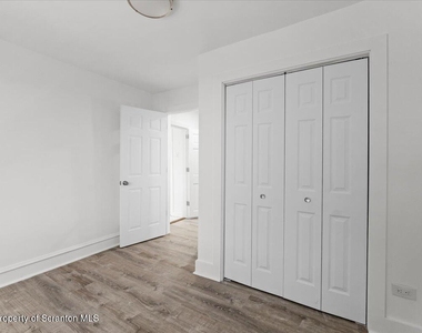 402 River Street - Photo Thumbnail 28