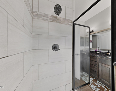 14717 Charles Foster Avenue - Photo Thumbnail 30
