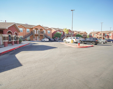 8685 N Loop Drive - Photo Thumbnail 15
