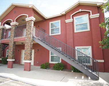 8685 N Loop Drive - Photo Thumbnail 1