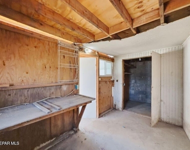 7107 Parkland Drive - Photo Thumbnail 32