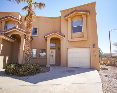 528 Green Village Court - Photo Thumbnail 1