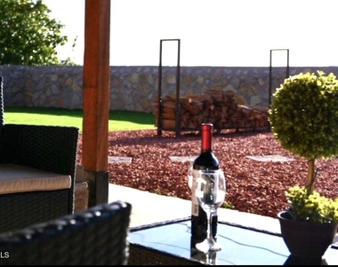 4317 N Stanton Street - Photo Thumbnail 24