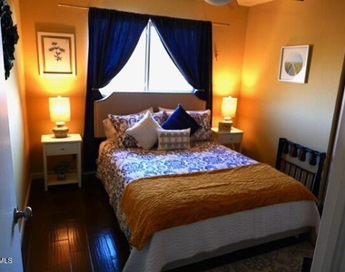 4317 N Stanton Street - Photo Thumbnail 19