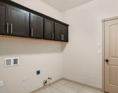 3138 Red Maple Drive - Photo Thumbnail 20