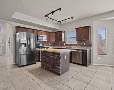 3261 Garden Point Drive - Photo Thumbnail 9