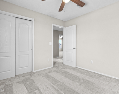 3261 Garden Point Drive - Photo Thumbnail 26