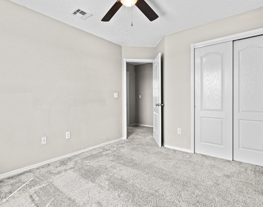 3261 Garden Point Drive - Photo Thumbnail 28