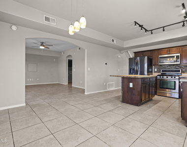 3261 Garden Point Drive - Photo Thumbnail 12