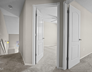 3261 Garden Point Drive - Photo Thumbnail 17