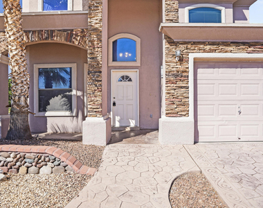 3261 Garden Point Drive - Photo Thumbnail 3