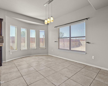 3261 Garden Point Drive - Photo Thumbnail 11
