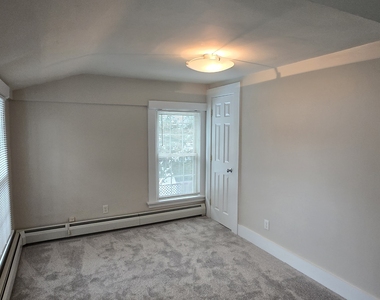 154 Washington Street - Photo Thumbnail 3