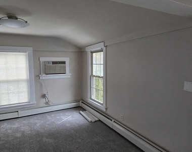 154 Washington Street - Photo Thumbnail 4