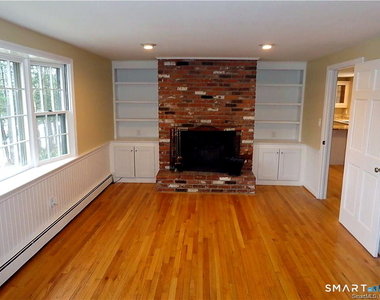21 Saddle Ridge Drive - Photo Thumbnail 9