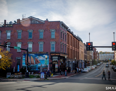 68 Main Street - Photo Thumbnail 13
