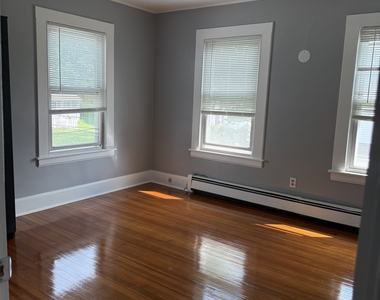 231 Main Street - Photo Thumbnail 8
