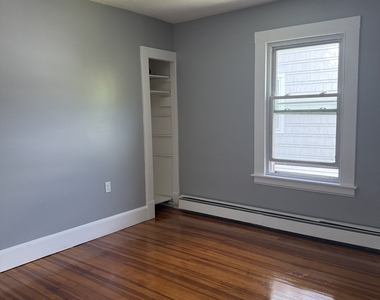 231 Main Street - Photo Thumbnail 9