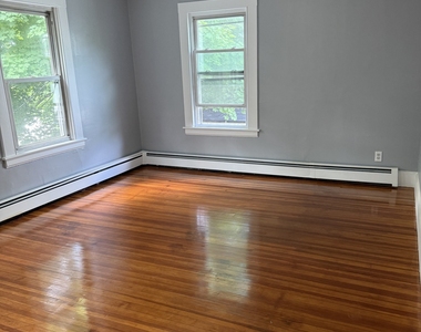 231 Main Street - Photo Thumbnail 10