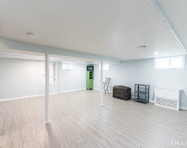 121 Victory Street - Photo Thumbnail 15