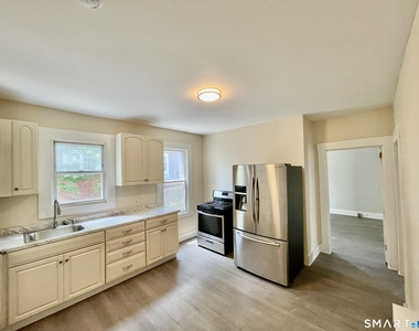 42 Cabot Street - Photo Thumbnail 2