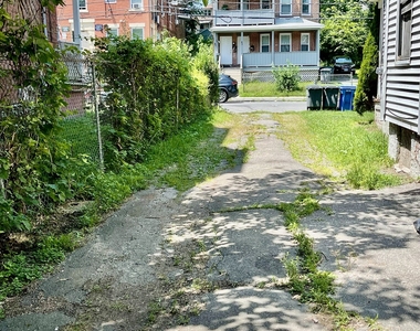42 Cabot Street - Photo Thumbnail 19