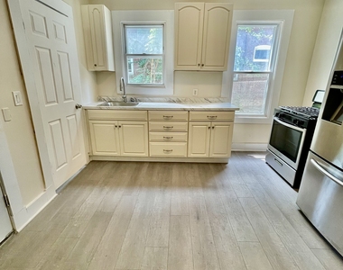 42 Cabot Street - Photo Thumbnail 1
