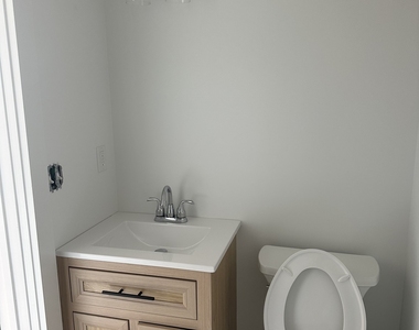 295 Main Street - Photo Thumbnail 7