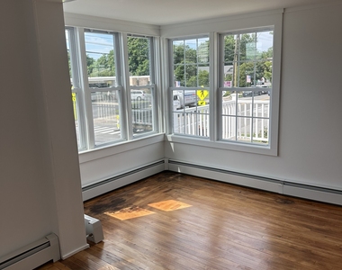 295 Main Street - Photo Thumbnail 4