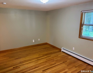 7 Stephens Court - Photo Thumbnail 8
