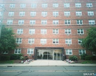 140 Grove Street - Photo Thumbnail 3