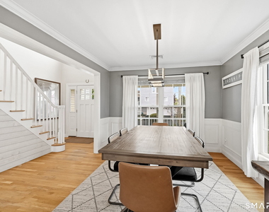 80 Third Avenue - Photo Thumbnail 16