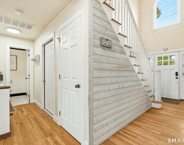 80 Third Avenue - Photo Thumbnail 18