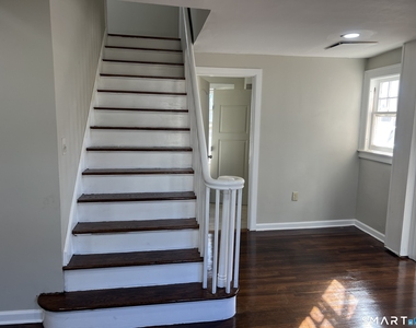 93 White Rock Drive - Photo Thumbnail 4