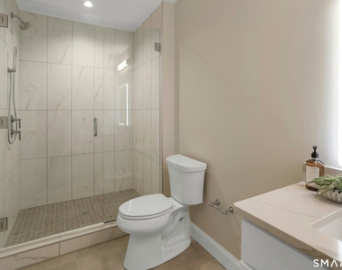 440 Heights Road - Photo Thumbnail 11